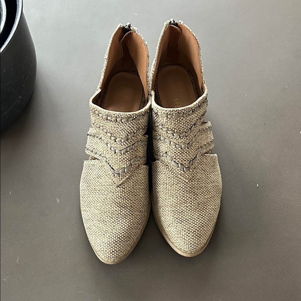 Mi.im mule textured shoes
